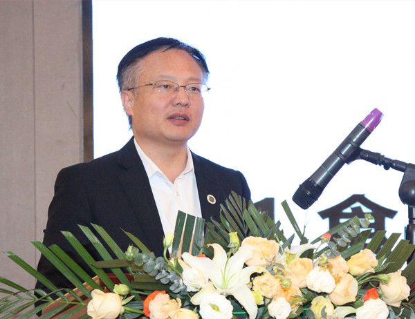 食品科学与工程学院院长吕欣发布学院科技成果_副本.jpg