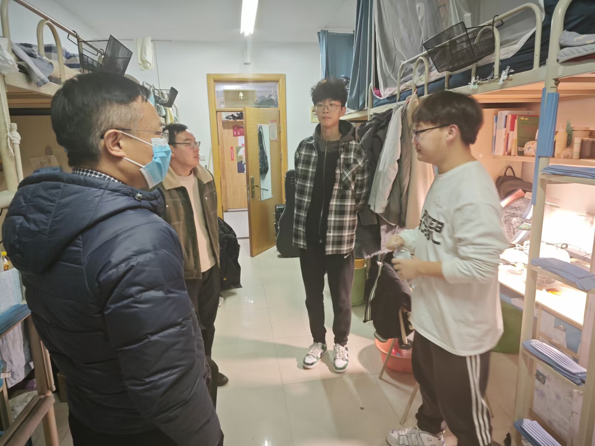 吕欣.jpg
