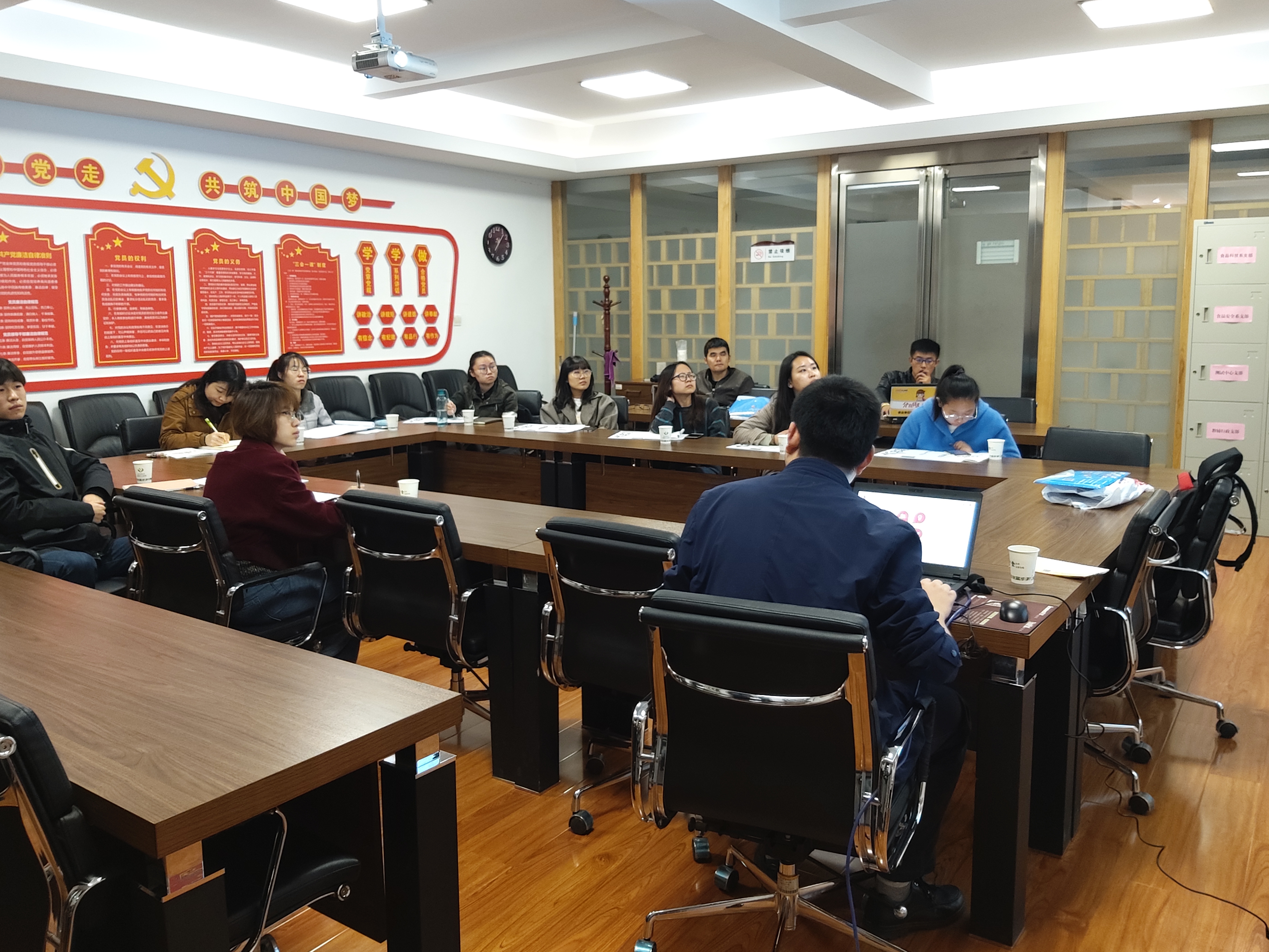 a3098e70d5f9491c8a2296ad35a9cfc9.jpg a3098e70d5f9491c8a2296ad35a9cfc9.jpg