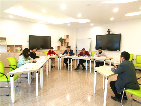 838ed1c3e1f442088d3ea0d7d0c05afe.jpg 政审考试进行中.jpg