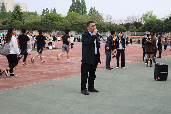 书记讲话.jpg